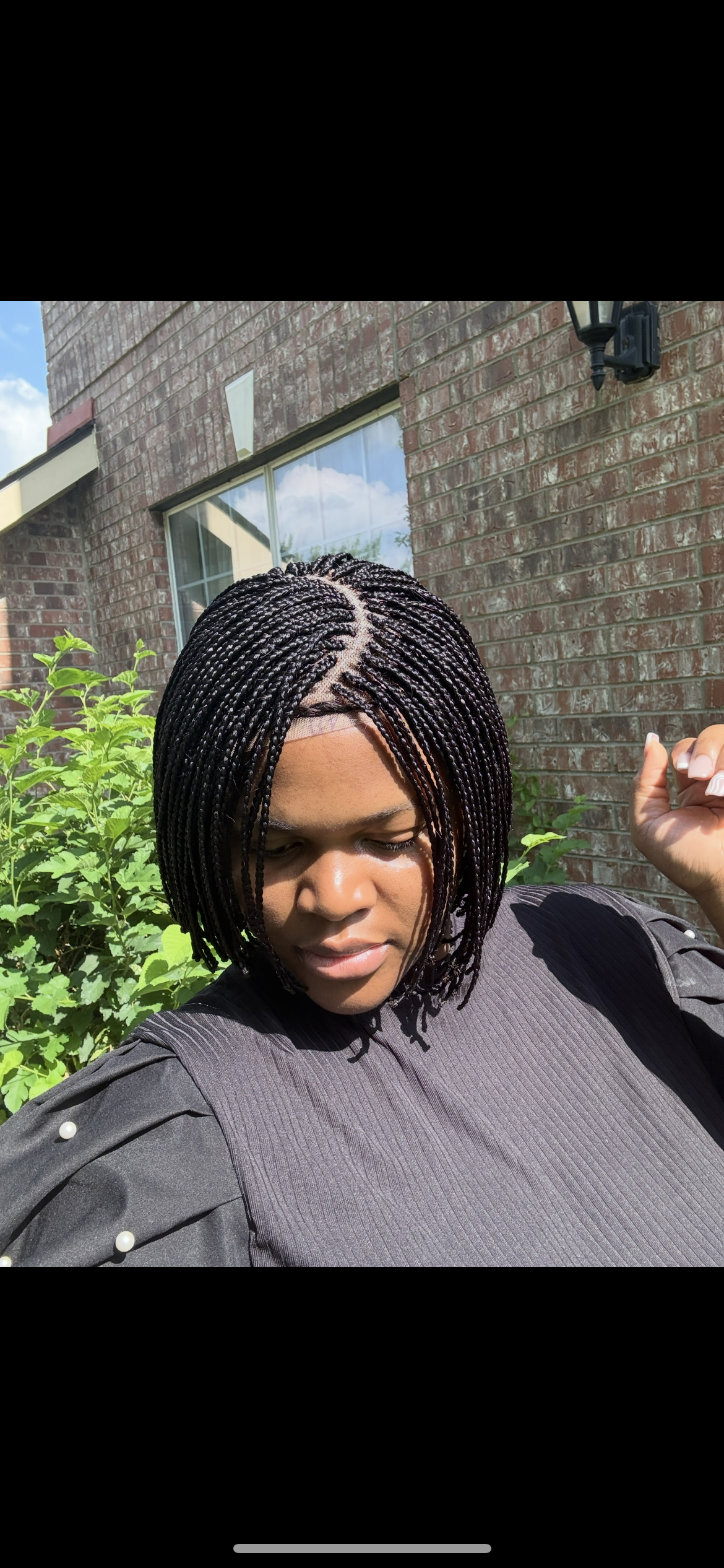 8 inches C curve bob braided glueless closure wig made with 4x4 human hair lace. very summer friendly and easy to style ( this is not a 360 full lace)