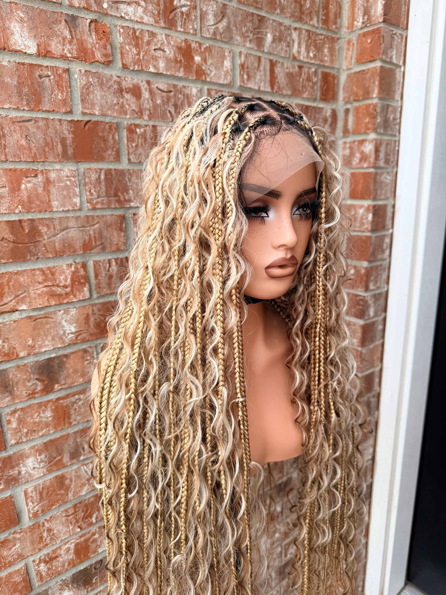 30 inches full lace chunky box braids with synthetic curls.