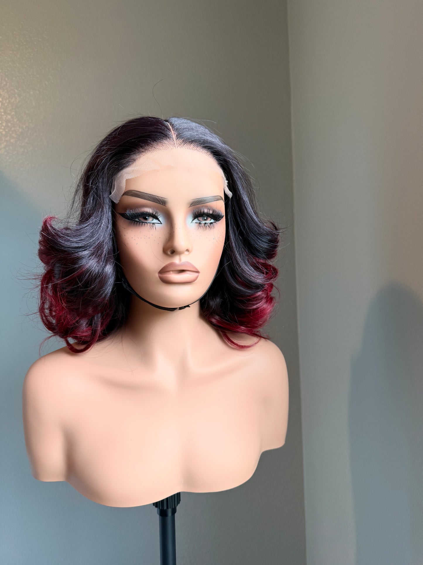 Wig Diana, made with 3bundles + 5x5 closure wig.