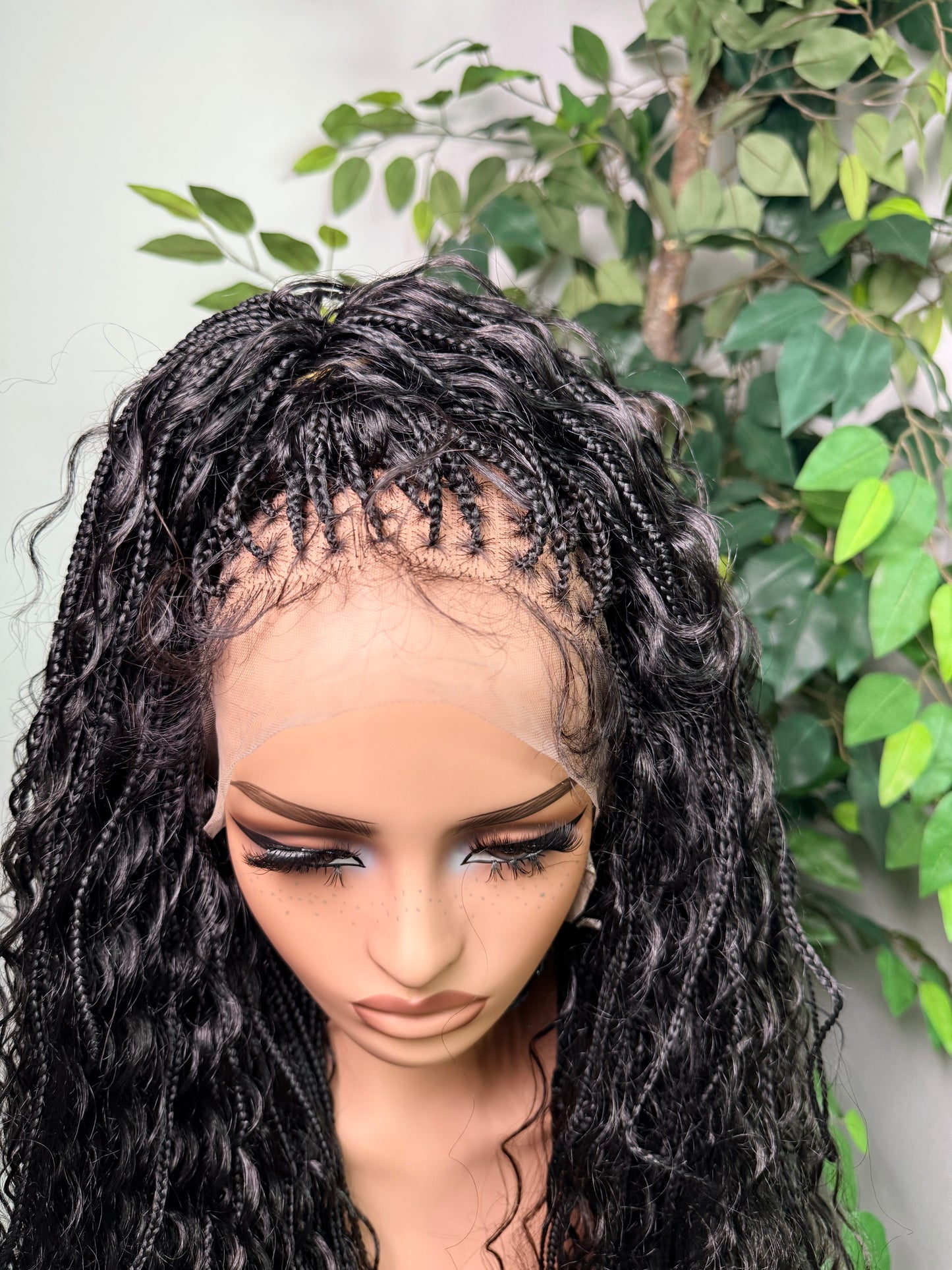 Tiny Knotles Synthetic boho braids made with fiber synthetic lace.