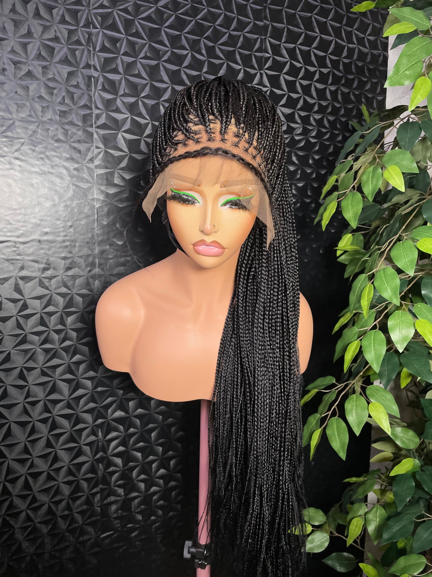 Small size Knotless single braids