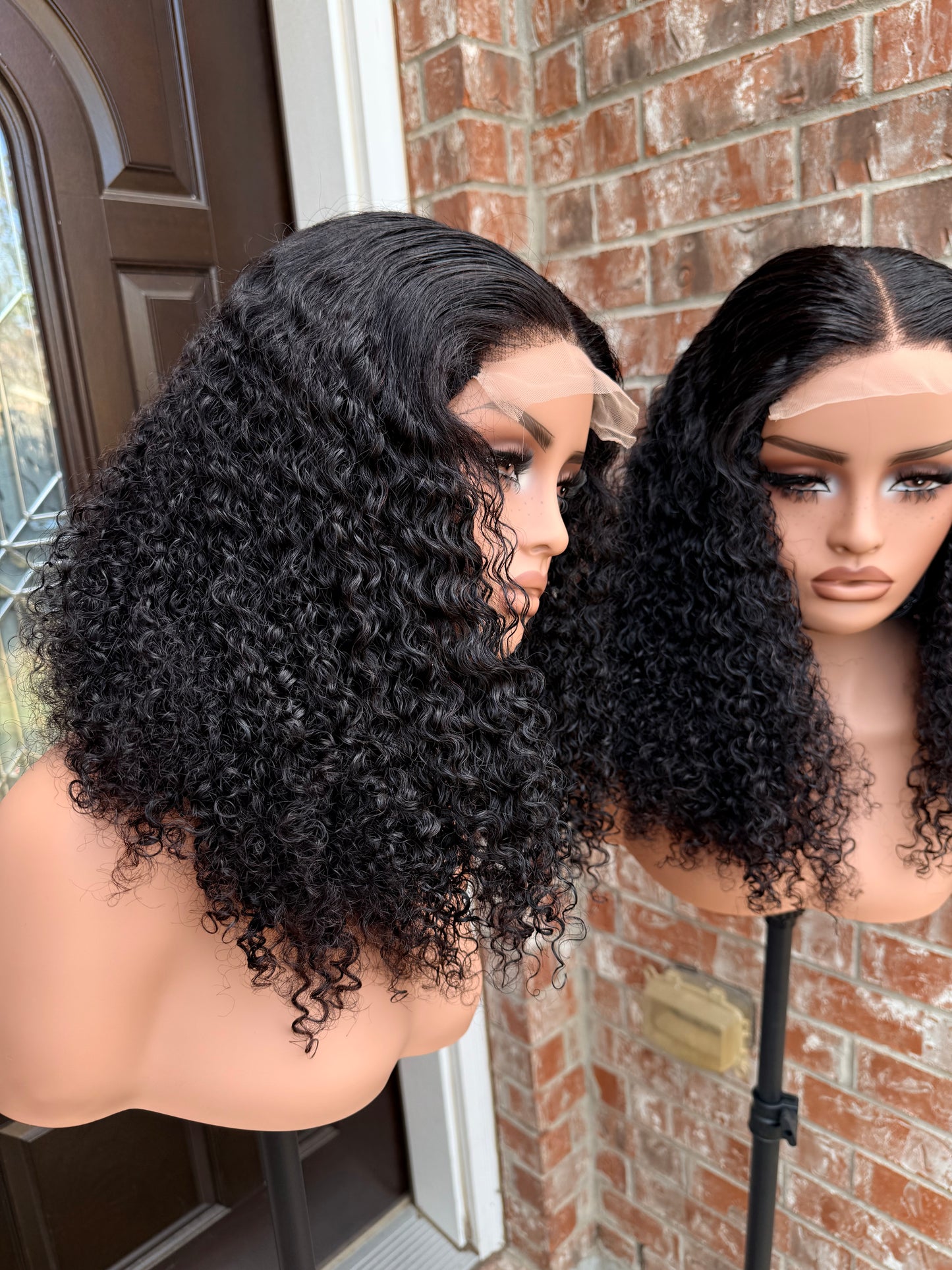 18 inches sdd pixie curly human hair wig. 180+ density. Very water friendly.