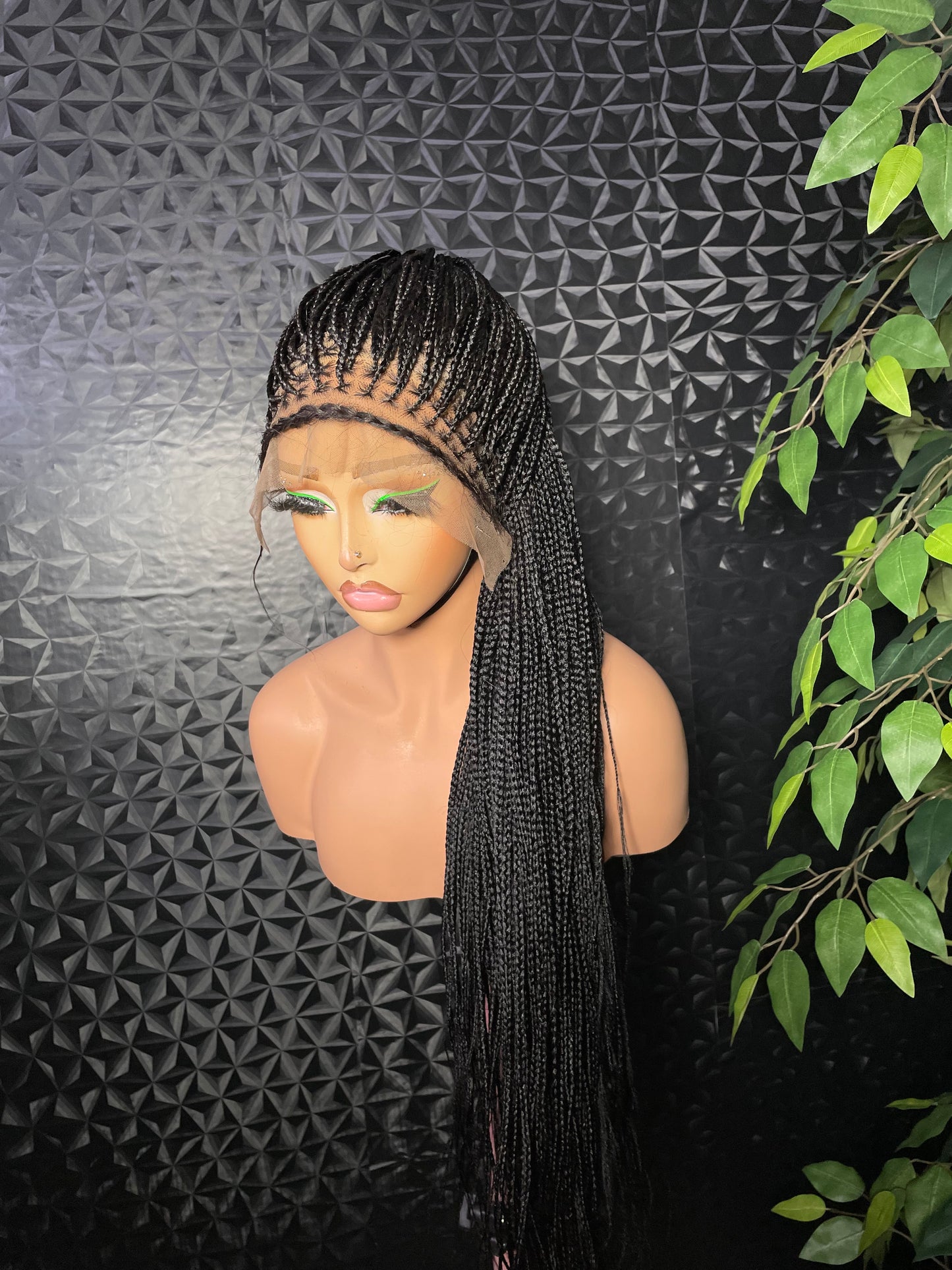 Small size Knotless single braids