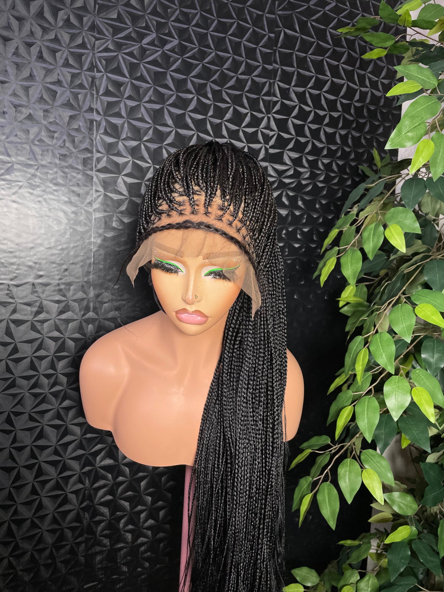 Small size Knotless single braids