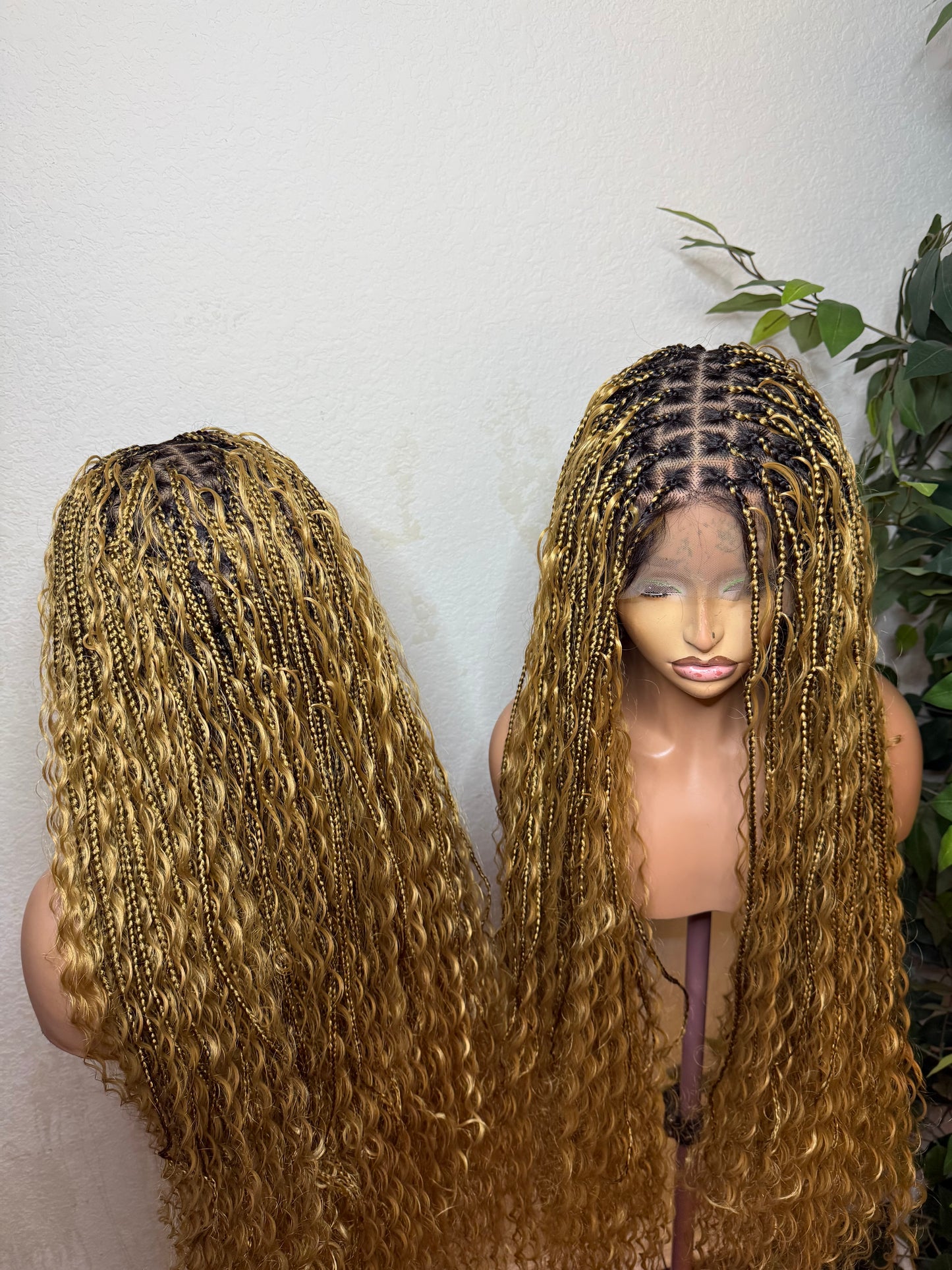 360 hair blend  boho braids in 30 inches, water friendly and beautiful for all occasion