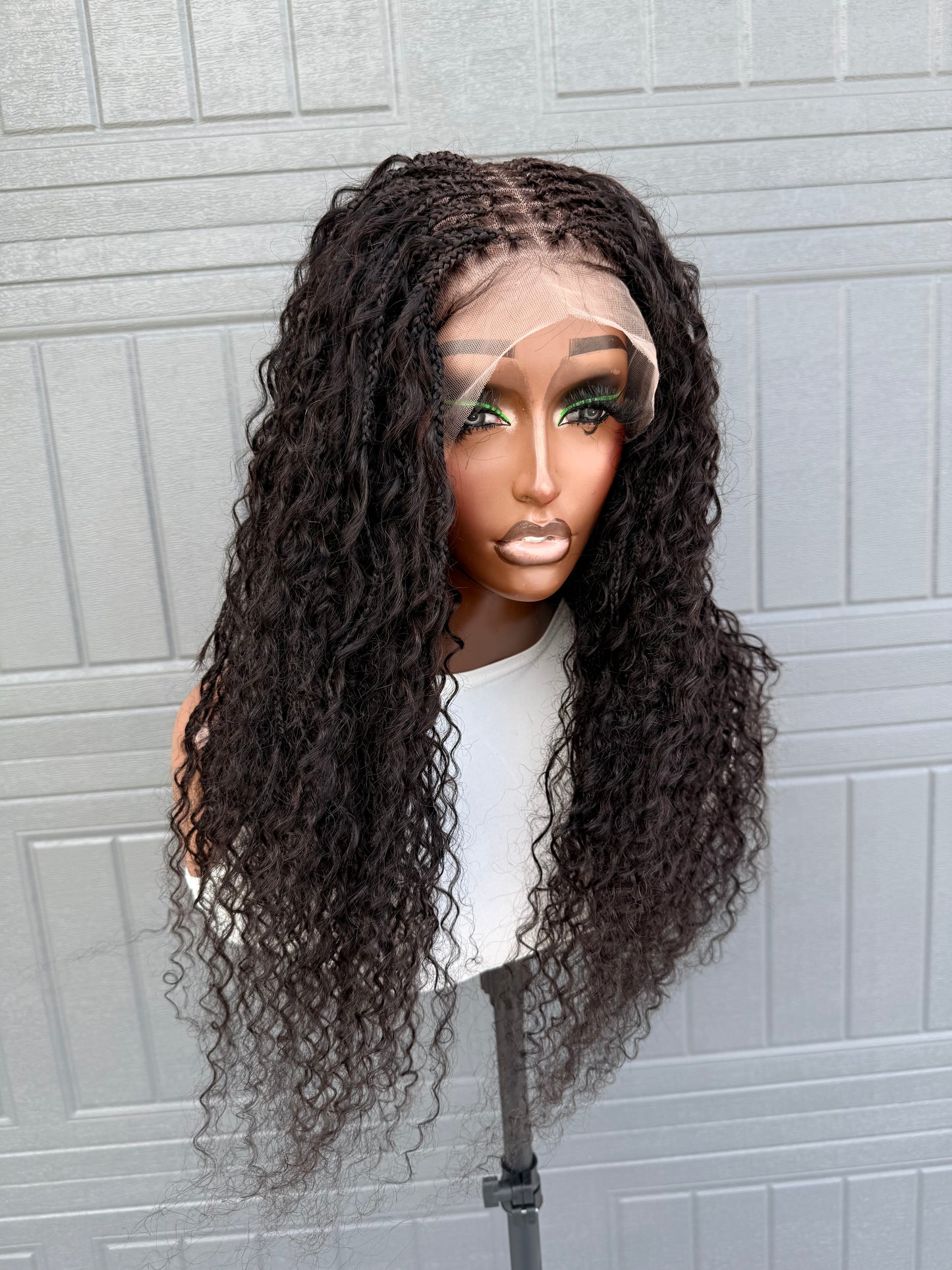 Human hair boho braids with virgin hair, made with human hair lace ( knots can be bleached) and human hair boho curls with regular braiding extensions