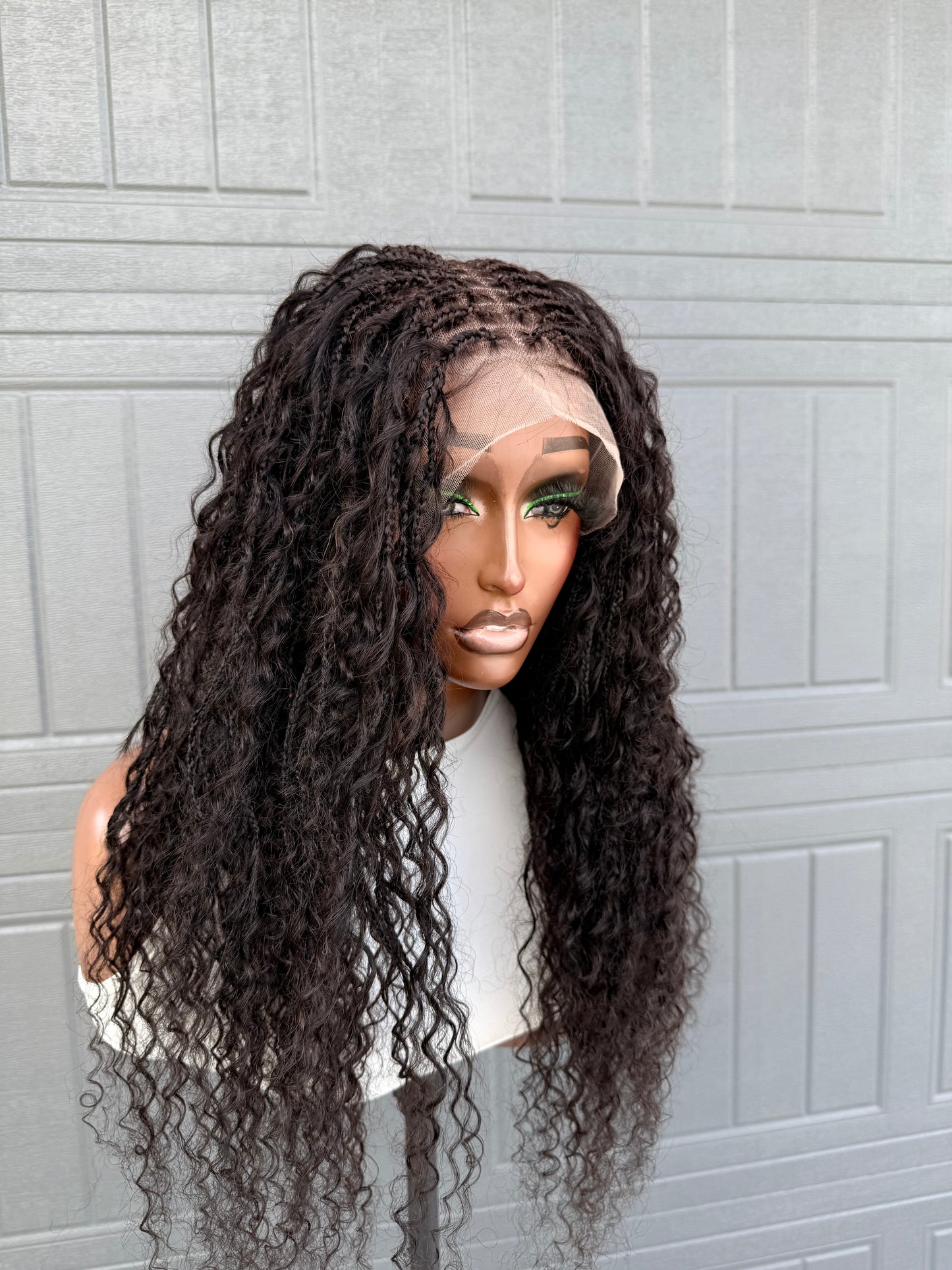 Human hair boho braids with virgin hair, made with human hair lace ( knots can be bleached) and human hair boho curls with regular braiding extensions