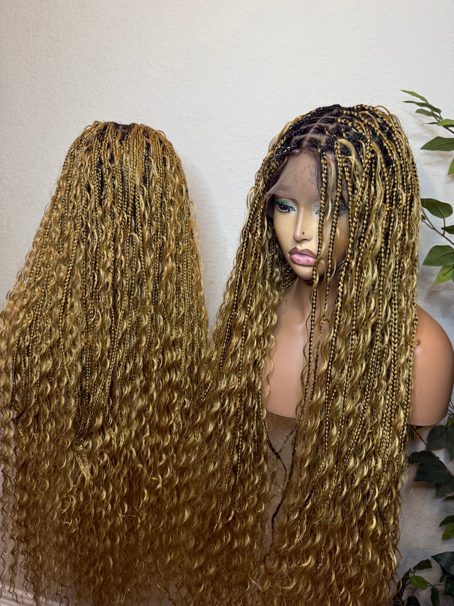 360 hair blend  boho braids in 30 inches, water friendly and beautiful for all occasion