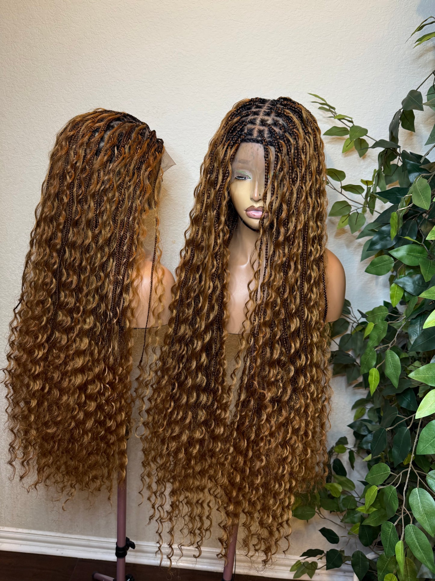 360 hair blend  boho braids in 30 inches, water friendly and beautiful for all occasion